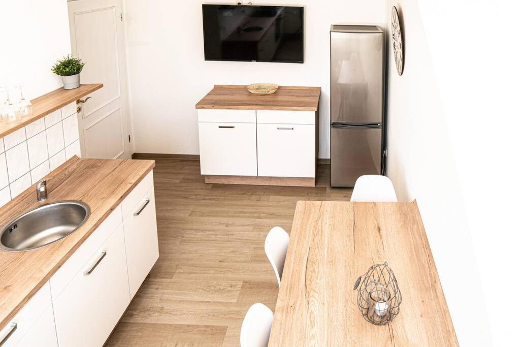 Gemuetliche Ferienwohnung Im Zentrum Von Plauen Dış mekan fotoğraf
