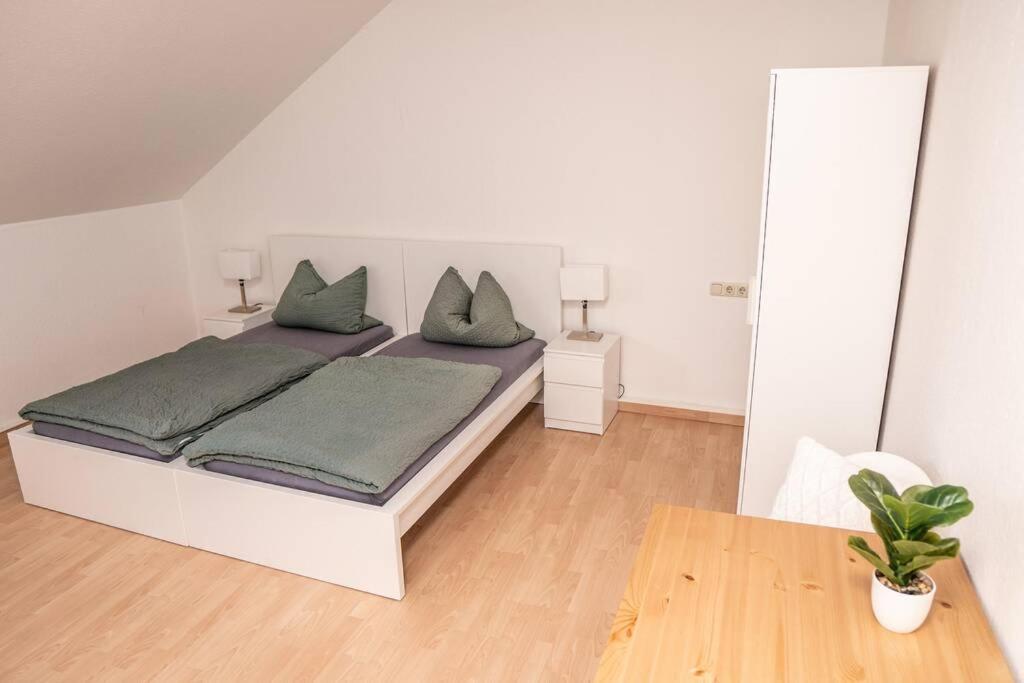 Gemuetliche Ferienwohnung Im Zentrum Von Plauen Dış mekan fotoğraf